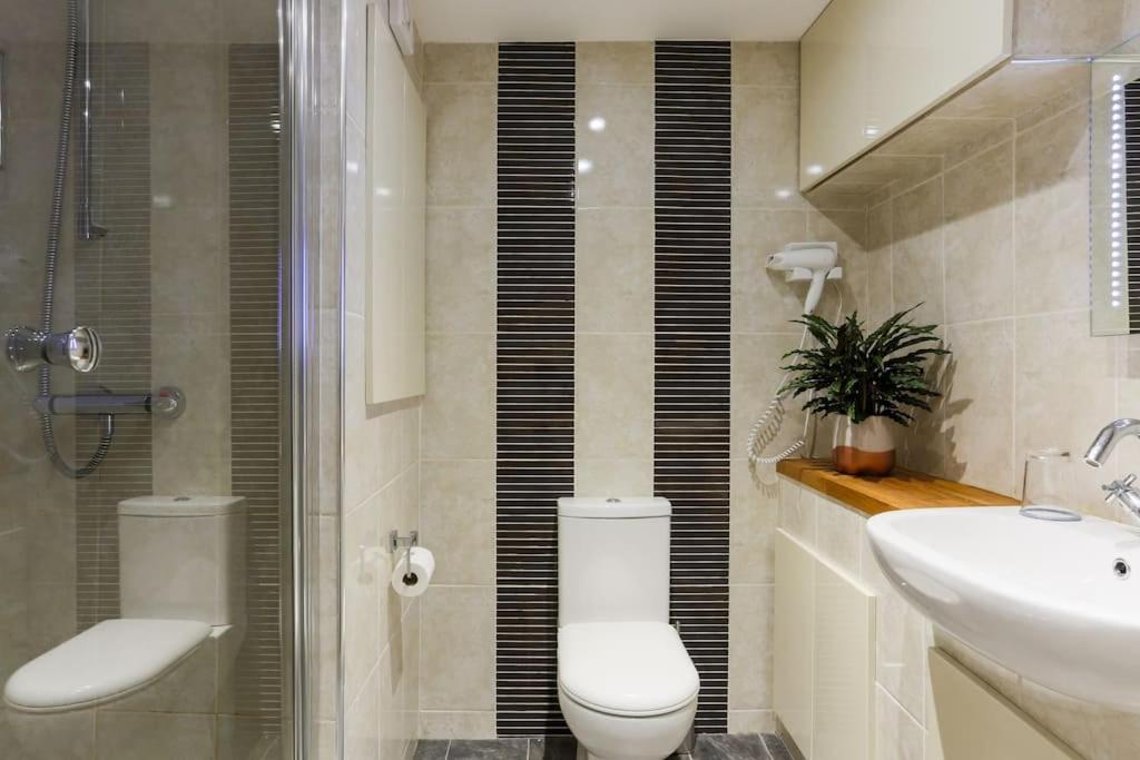 Truro apartment in a stunning quiet location Esterno foto